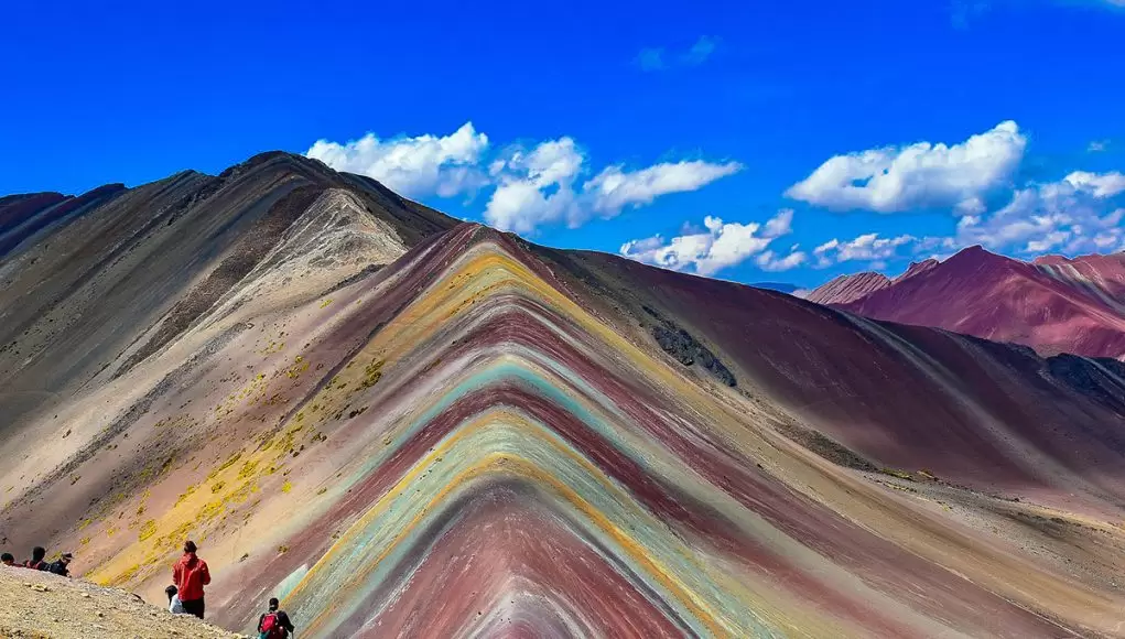 PERÚ, MACHU PICCHU Y MONTAÑA DE 7 COLORES 2026