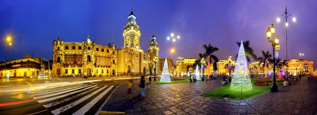 PERÚ DESIERTO Y COLORES 2026